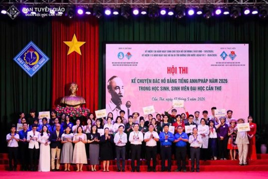 Hơn 1.200 sinh viên tham gia Hội thi kể chuyện Bác Hồ bằng tiếng Anh, tiếng Pháp năm 2026